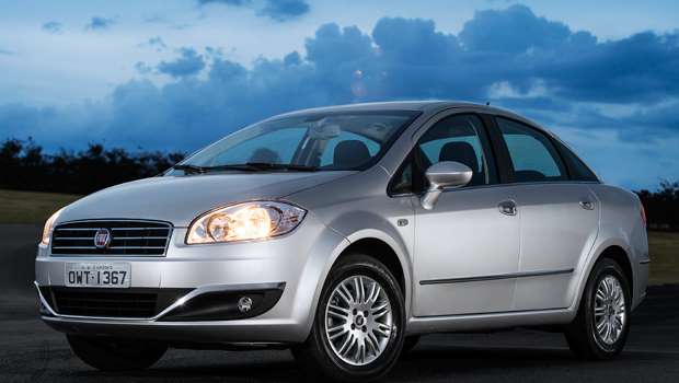 Fiat suspende produo de Bravo, Linea e Idea em MG