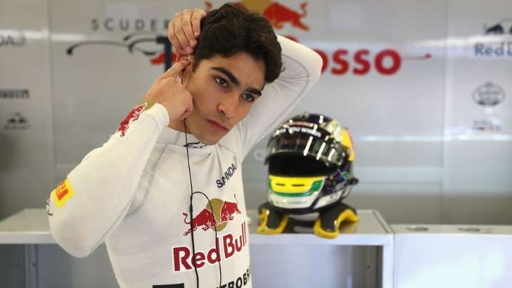 Brasileiro de 18 anos estreia na Fórmula 1 em teste liderado por Raikkonen